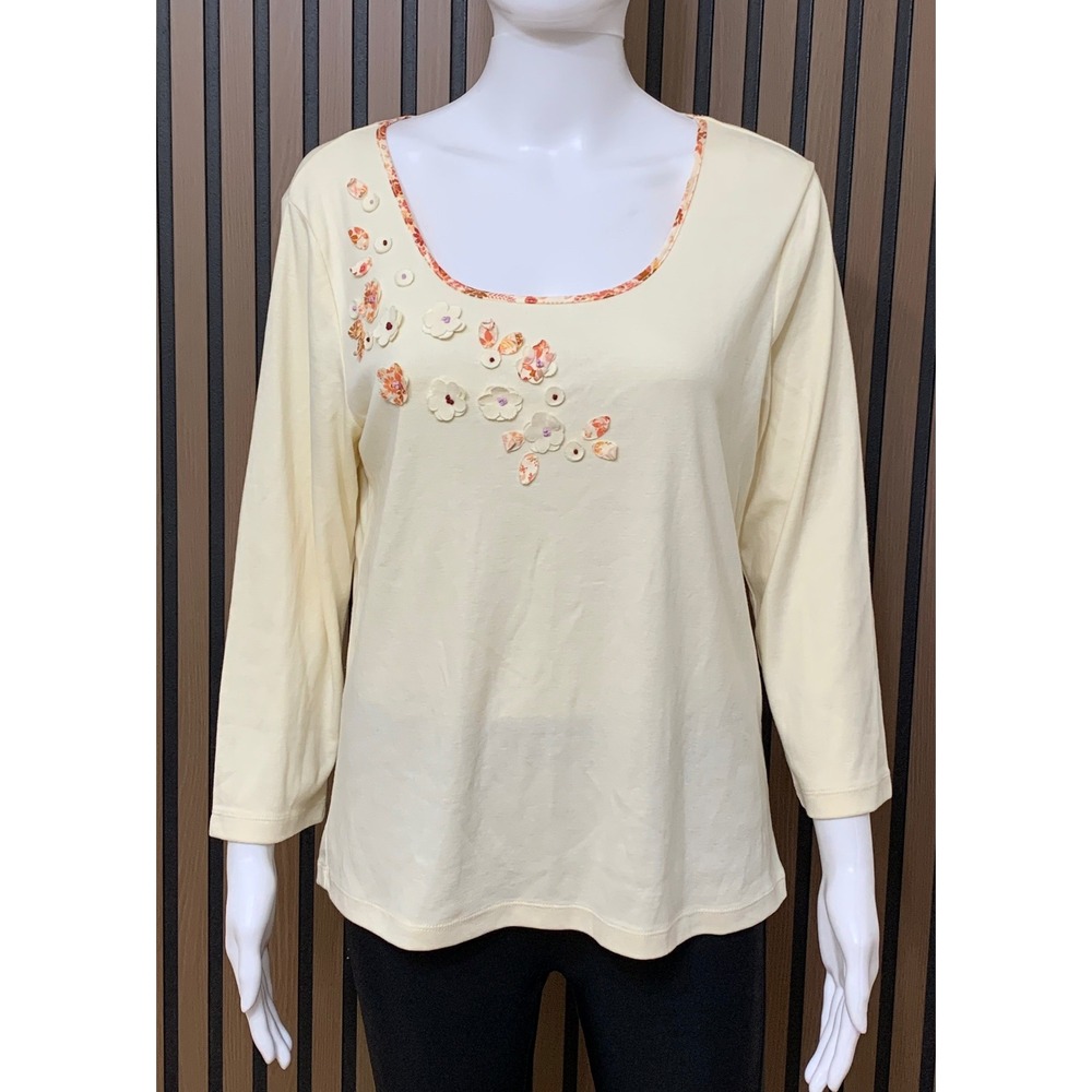 Coldwater Creek Cream Cotton Floral Applique Scoop Neck Top Medium